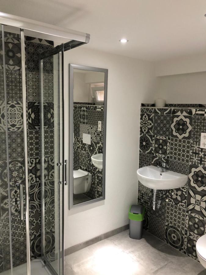 Greenhome Loerrach -Ihre Unterkunft Im 3-Laendereck- 外观 照片